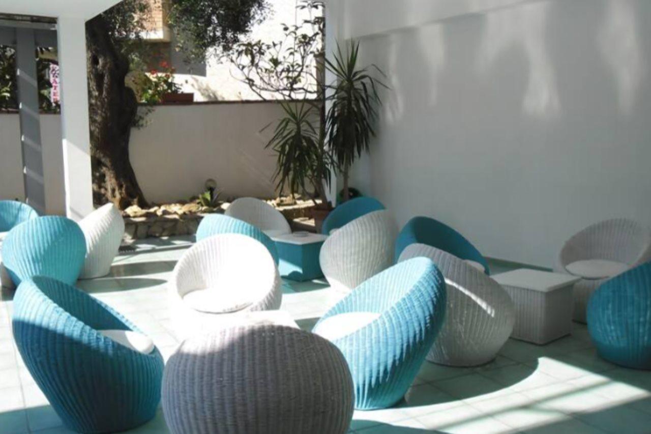 Residence Hotel Eden 팔리누로 외부 사진
