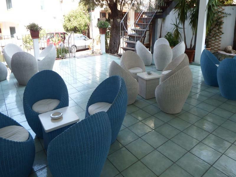 Residence Hotel Eden 팔리누로 외부 사진